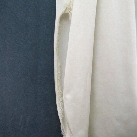 Vanity Fair Vintage Ivory Lace Trim Half Slip Side Slit Size L Nylon 24 Inch - Picture 4 of 7